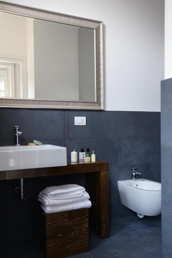 Myhomeincomo - Art Design Suites Apartment *